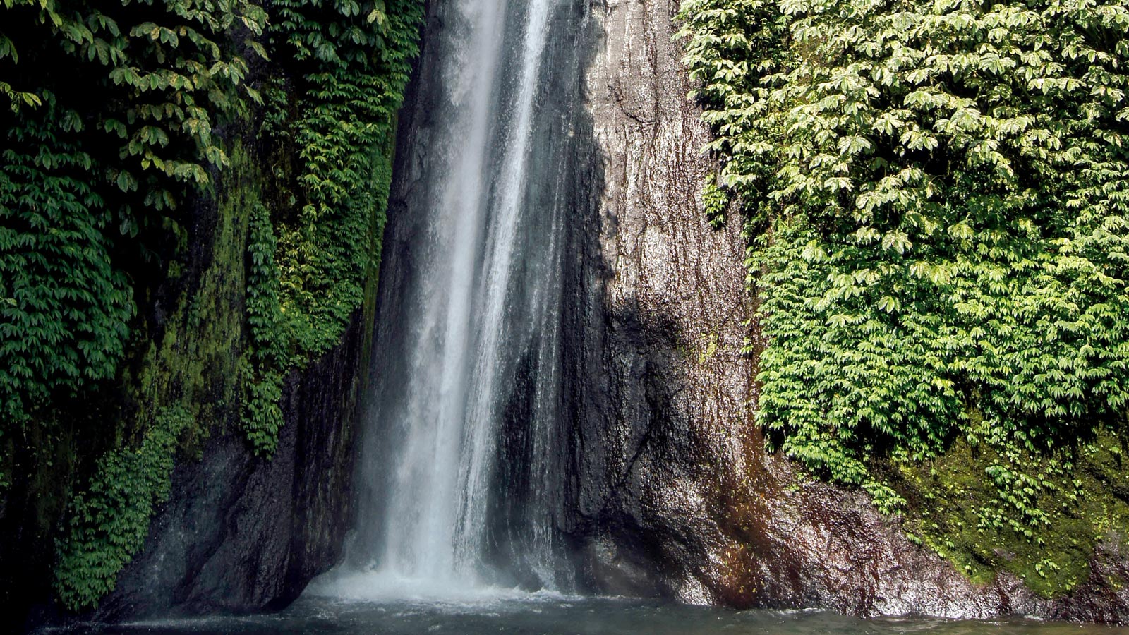 Air-Terjun-Melanting-Buleleng-Feature-Image