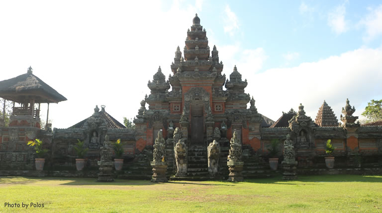 batubulan-culture-village-temple